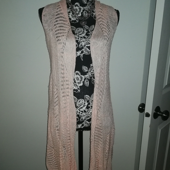 Sleeveless sweater wrap - Picture 9 of 9